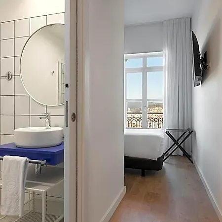 Dorma 3*